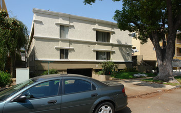 551 W Stocker St in Glendale, CA - Building Photo - Building Photo