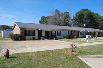 Brent Villas in Brent, AL - Building Photo - Building Photo