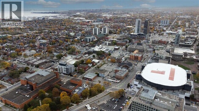 116 Bay St N in Hamilton, ON - Building Photo - Building Photo