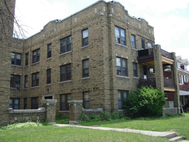 1409 Webb St in Detroit, MI - Foto de edificio
