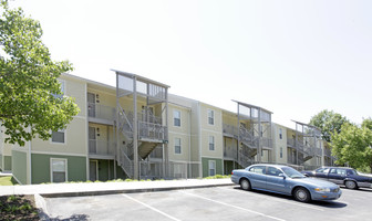 Valley Oaks Apartments