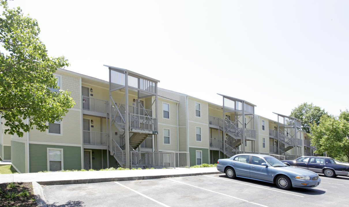 Valley Oaks Apartments in Knoxville, TN - Foto de edificio