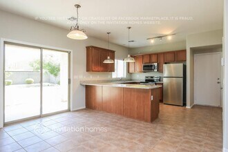 1559 E Megan Dr in San Tan Valley, AZ - Building Photo - Building Photo