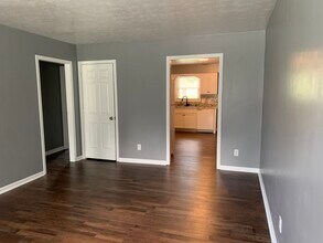 3718 Creekside Ct, Unit A in Paducah, KY - Building Photo - Building Photo