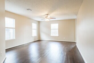 21818 Hemlock Park Dr in Houston, TX - Building Photo - Building Photo