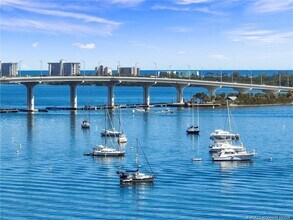 1097 NE Kubin Ave in Jensen Beach, FL - Building Photo - Building Photo