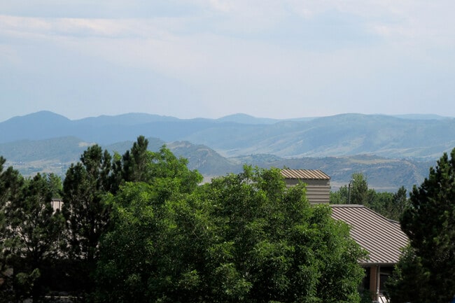 property at 1662 S Deframe St