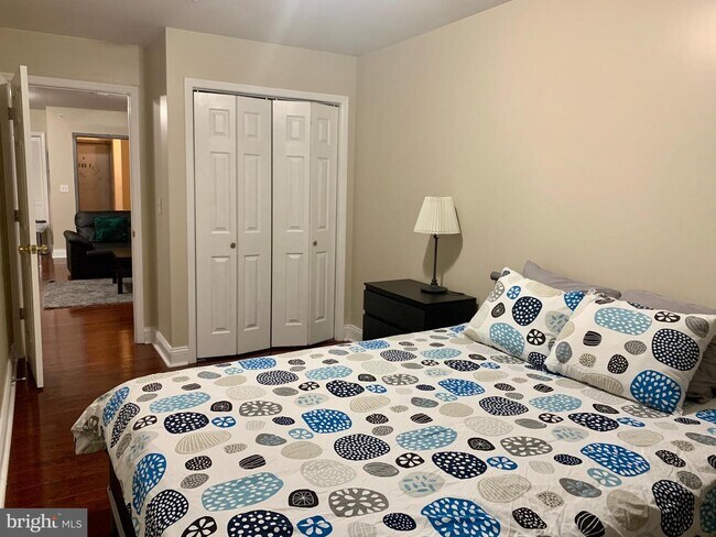 1211 Race St-Unit -3R in Philadelphia, PA - Building Photo - Building Photo