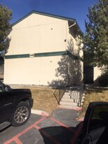3905 Clear Acre Ln in Reno, NV - Building Photo