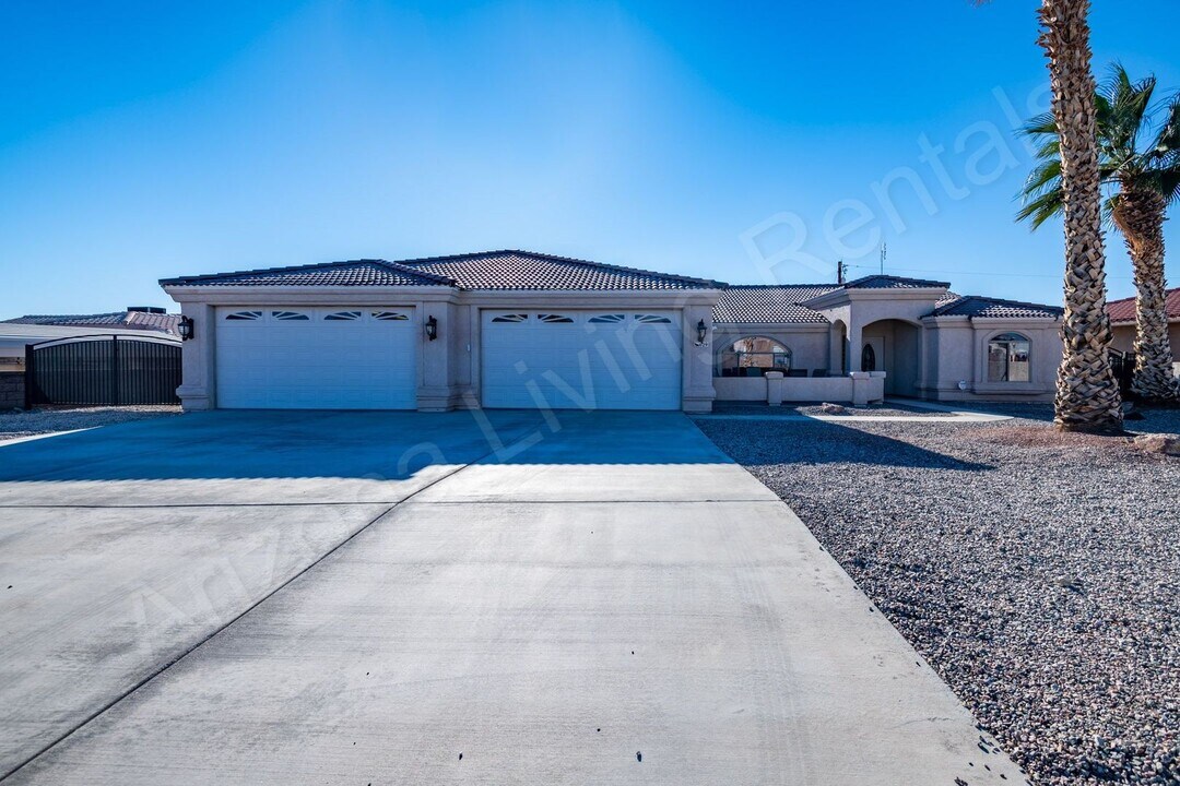 629 Sand Dab Dr in Lake Havasu City, AZ - Building Photo