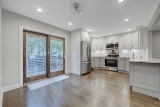 20 Goldsmith Ave in Greenlawn, NY - Building Photo - Building Photo