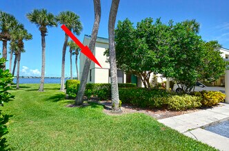 1820 Tarpon Ln in Vero Beach, FL - Building Photo - Building Photo