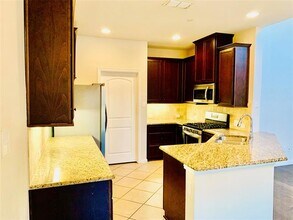 912 Brookville Ct in Plano, TX - Building Photo - Building Photo