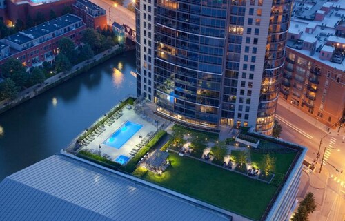 502 N Kingsbury St-Unit -1709 in Chicago, IL - Building Photo