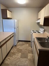 503 15th Ave SE in St. Cloud, MN - Building Photo - Building Photo