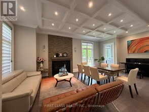 2194 Elmhurst Ave in Oakville, ON - Building Photo - Building Photo