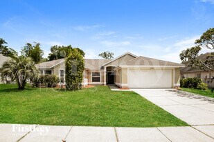 2738 Springfield Dr in Ocoee, FL - Building Photo