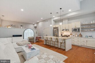 23 S 23rd St in Philadelphia, PA - Building Photo - Building Photo