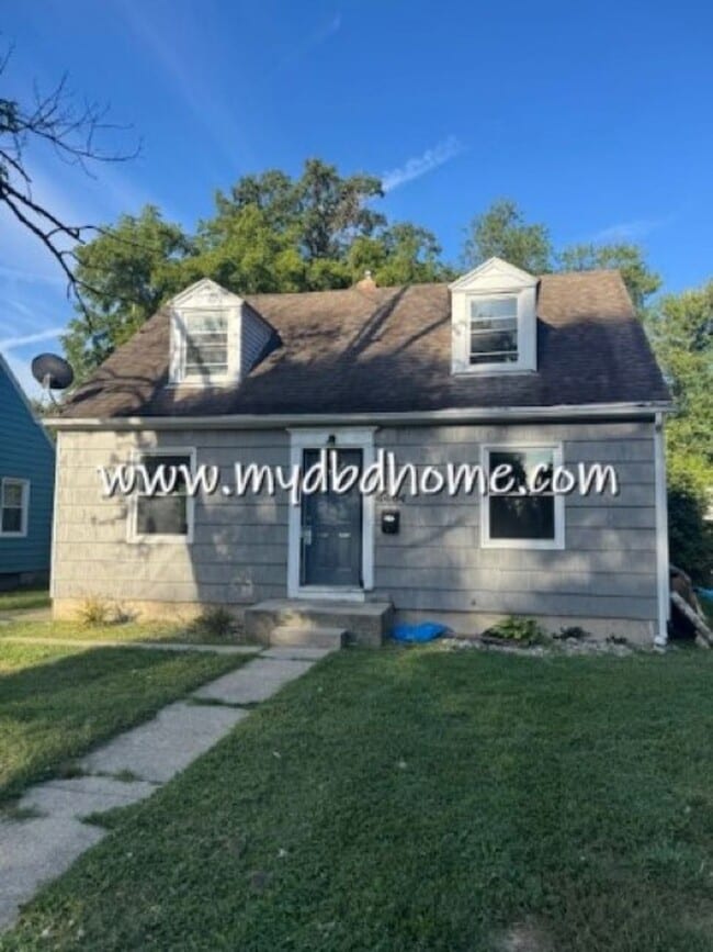 property at 4404 Plaza Dr