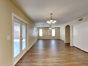 16632 W Belleview St in Goodyear, AZ - Foto de edificio - Building Photo