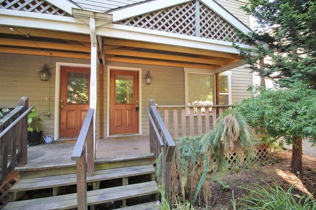 46 NE Sacramento St in Portland, OR - Building Photo - Building Photo