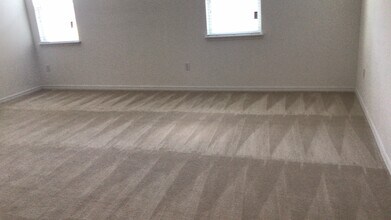 12712 Westside Vlg Lp in Windermere, FL - Building Photo - Building Photo