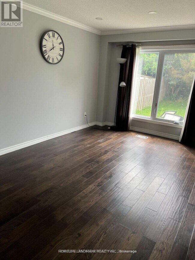 59 Kirby Crescent in Whitby, ON - Building Photo - Building Photo