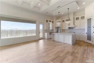 15 Alameda St in Mission, TX - Building Photo - Building Photo