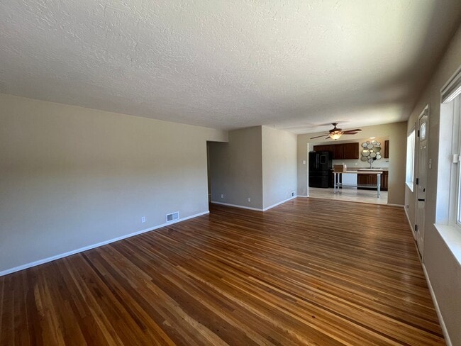 9529 Arvilla Ave NE in Albuquerque, NM - Foto de edificio - Building Photo