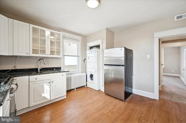 272 Burmont Rd in Drexel Hill, PA - Building Photo - Building Photo