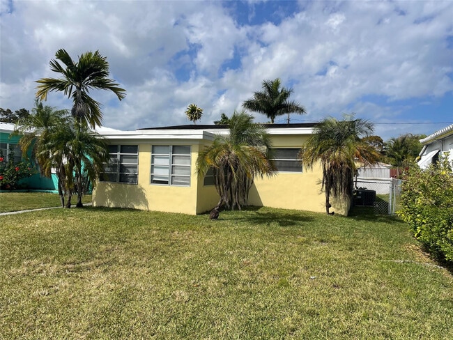 property at 1635 Moffett St