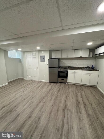 322 S 11th St, Unit B in Philadelphia, PA - Building Photo - Building Photo