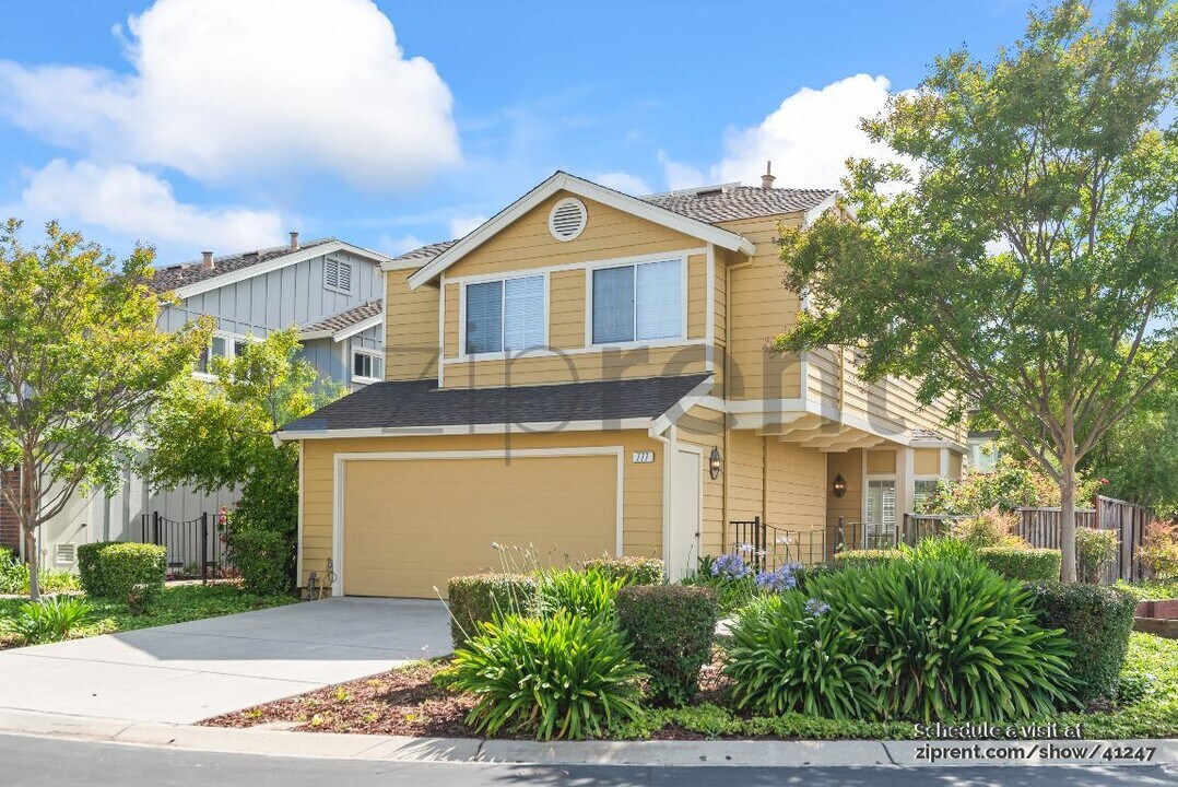 777 Erie Cir in Milpitas, CA - Building Photo