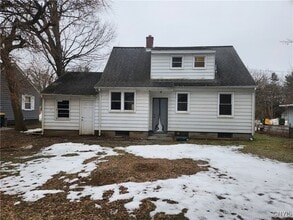 437 Church St in North Syracuse, NY - Building Photo - Building Photo