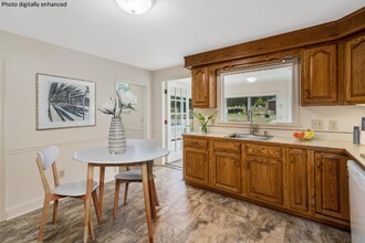 87 Lenox Ave in Manchester, NH - Foto de edificio - Building Photo