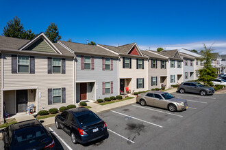 Battle Ridge North Townhomes in Raleigh, NC - Building Photo - Building Photo