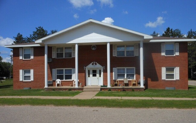 Allyson Court Apartments in Stevens Point, WI - Building Photo - Building Photo