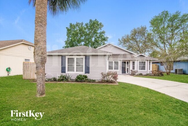 property at 8450 Sugartree Dr