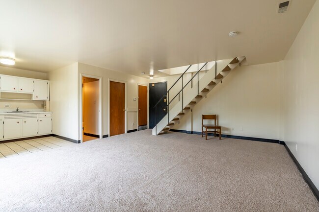Tradewind Apartments in Ann Arbor, MI - Building Photo - Interior Photo
