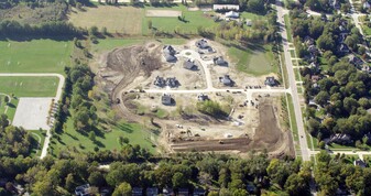 31422 Pier W in Avon Lake, OH - Building Photo