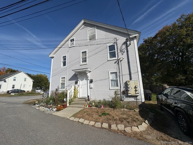 property at 21 Union St