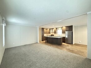 29909 Flushing Dr in New Baltimore, MI - Building Photo - Building Photo