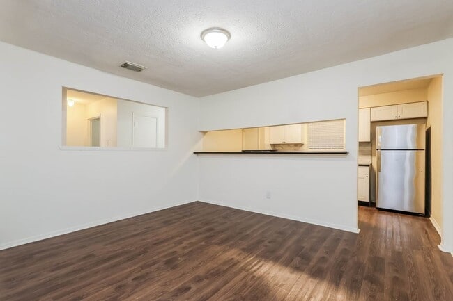 property at 3322 Dawnwood Dr