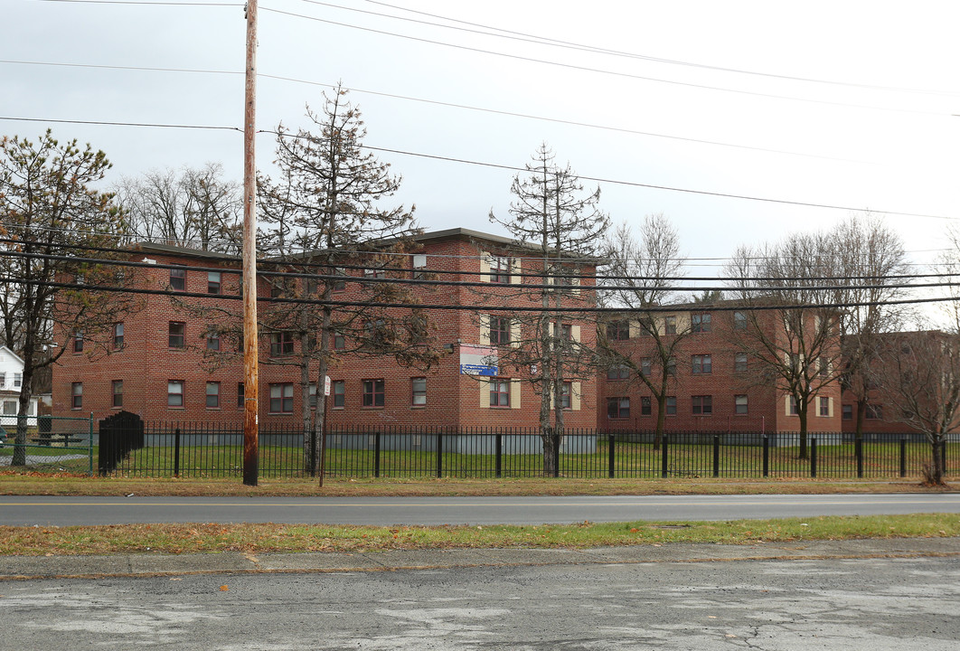 4 Howard St in Poughkeepsie, NY - Foto de edificio