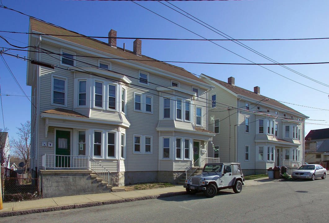 202-212 Globe St in Fall River, MA - Building Photo