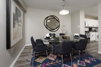 Trillium in Fairfax, VA - Foto de edificio - Building Photo