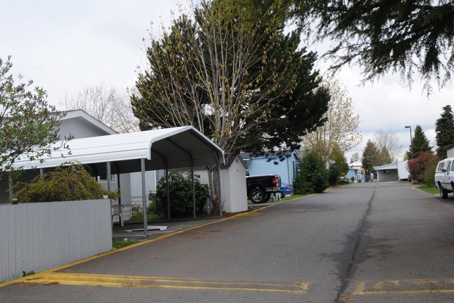 Benson Village in Kent, WA - Foto de edificio - Building Photo