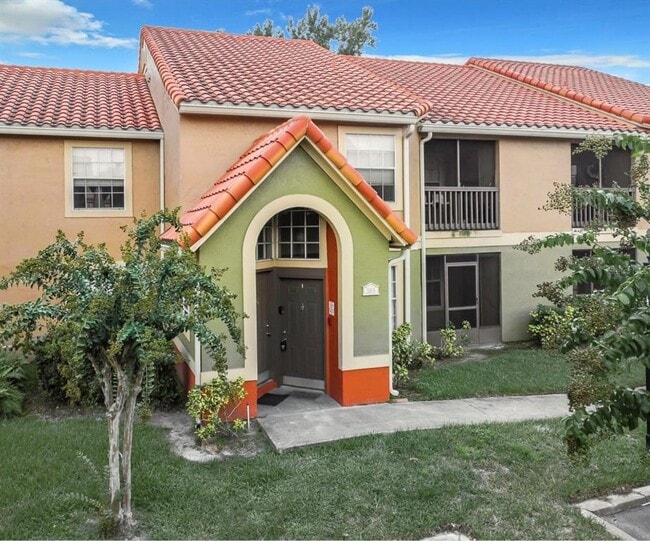 property at 441 Fountainhead Cir