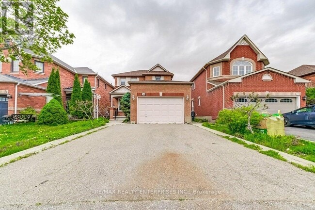 property at 36 Mapleshade Dr