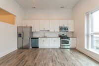 2206 N Front St photo'